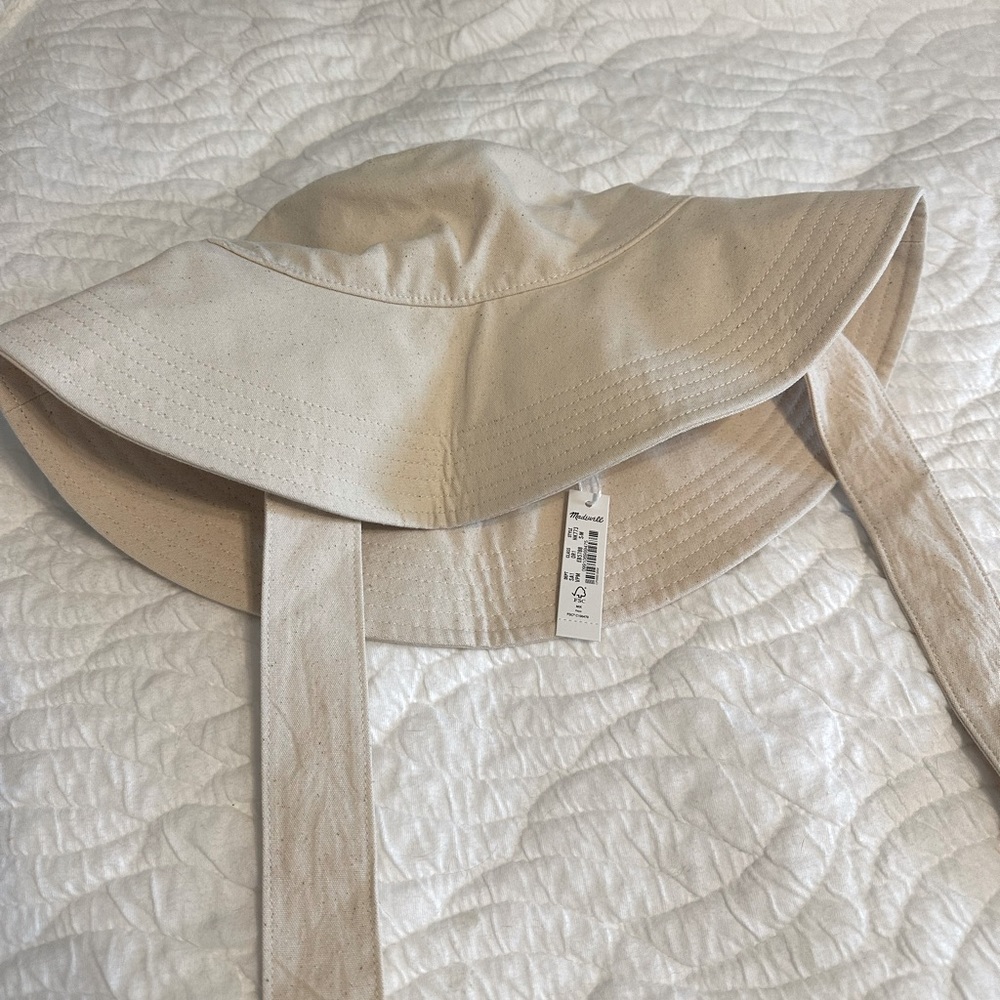 NWT Madewell Canvas Bucket Hat with Ties